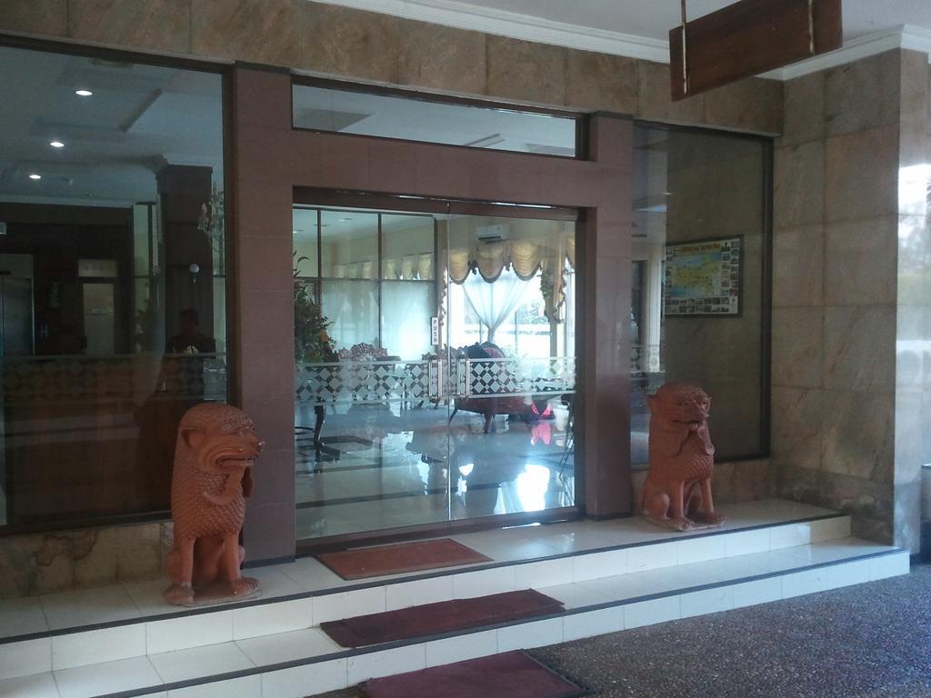 Jepara Indah 호텔 외부 사진